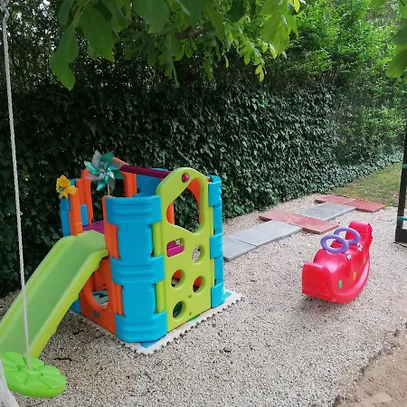 Hanna Vendeghaz * Balatonalmadi