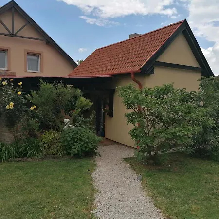Hanna Vendégház Apartment *